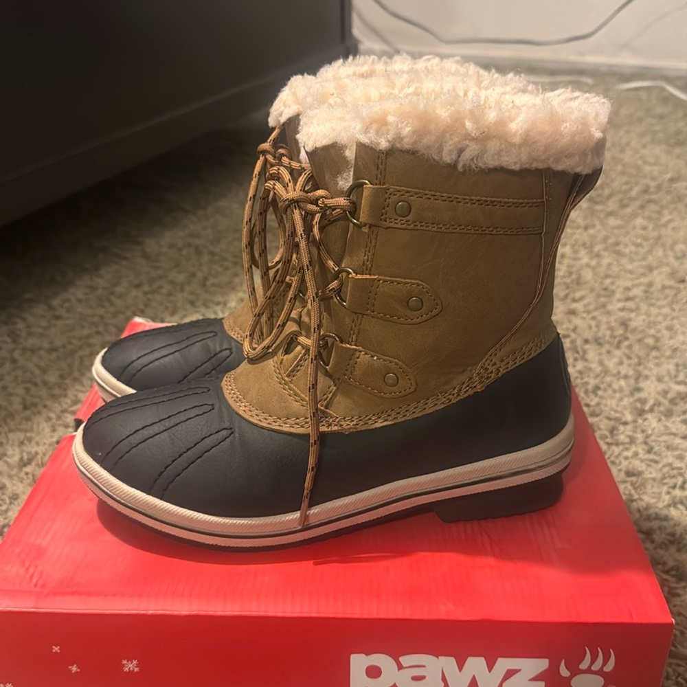 Gentle used Bearpaw Boots. Great for the snow.